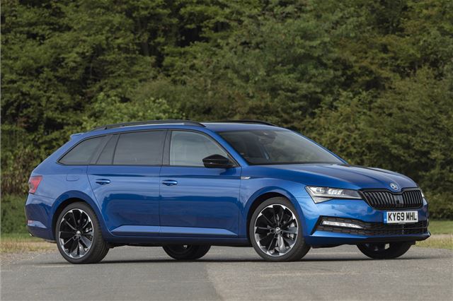 Skoda superb estate deals iv